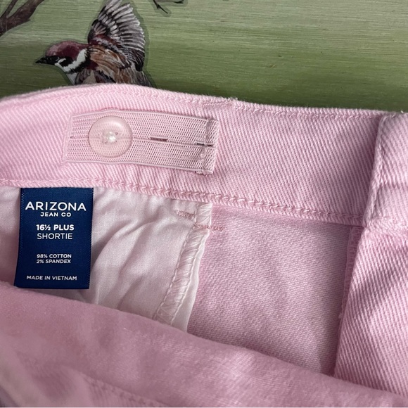 Arizona Jean Co. Shortie Shorts Adjustable Waistband Stretch 16 1/2 Plus Pink - Picture 6 of 10